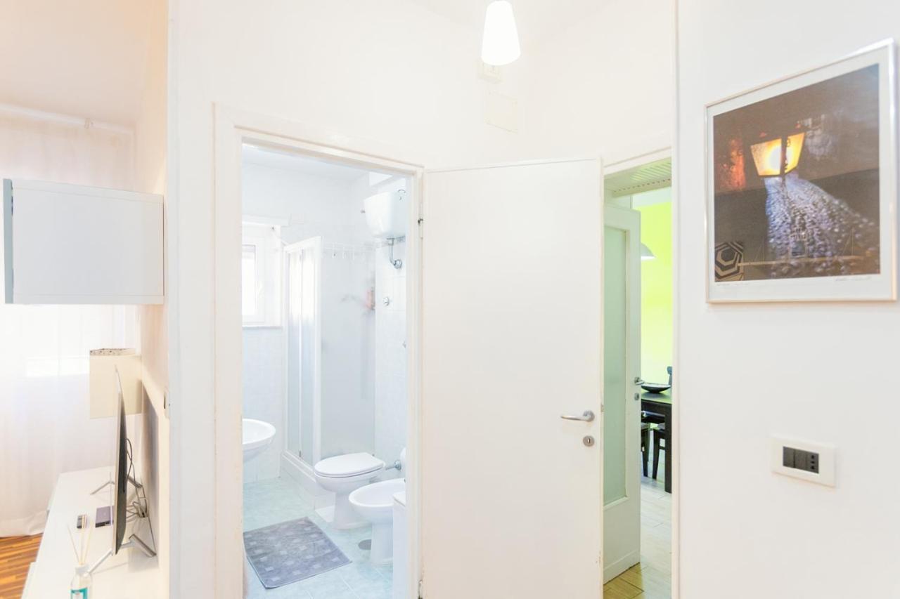 Casa Kalimera Moderna Attrezzata E Vicino Metro Appartement *
