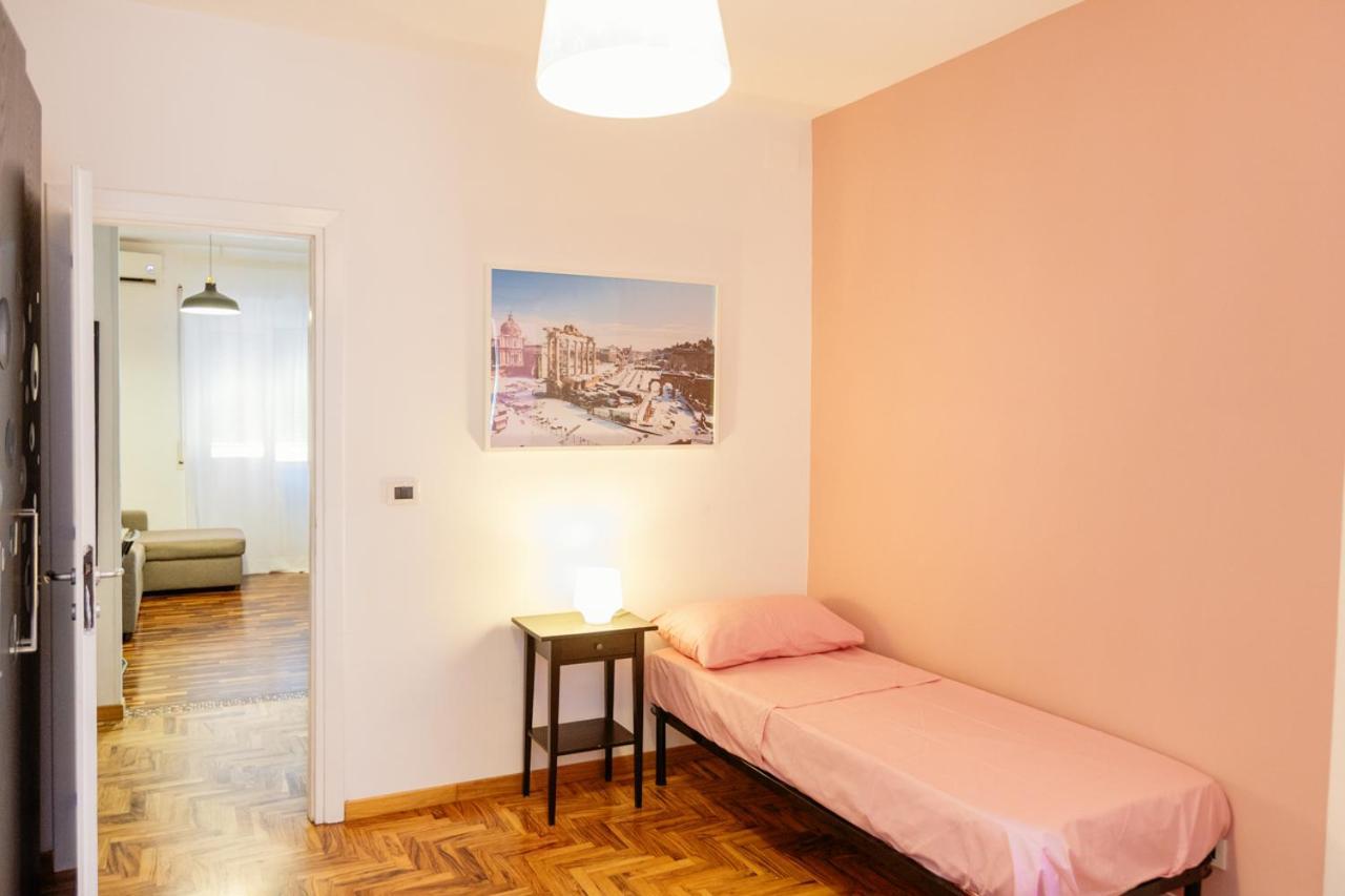 Casa Kalimera Moderna Attrezzata E Vicino Metro Rome