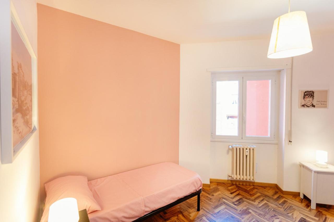 Casa Kalimera Moderna Attrezzata E Vicino Metro Appartement